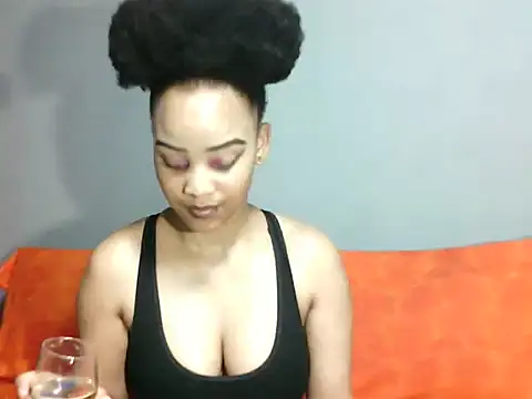 SmallSlut5 online show from 11.25.25