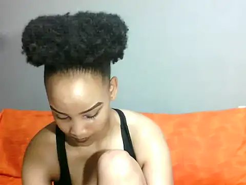 SmallSlut5 online show from 12.20.25