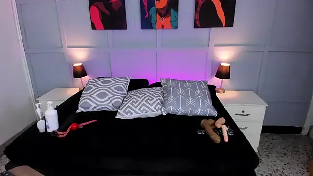 Snapshot of Elizabeth_Santos chatting on 01.25.25 Elizabeth Santos online show from 01.25.25