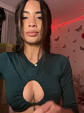 lina pink online show from 12.06.24