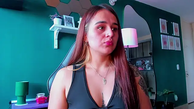 evy orange1 online show from 05.15.26