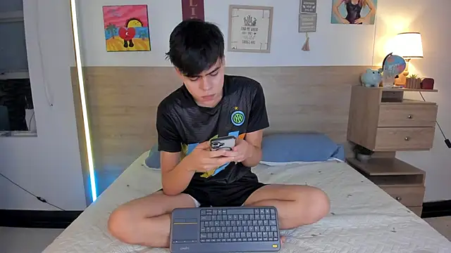 justinbiler online show from 10.17.25