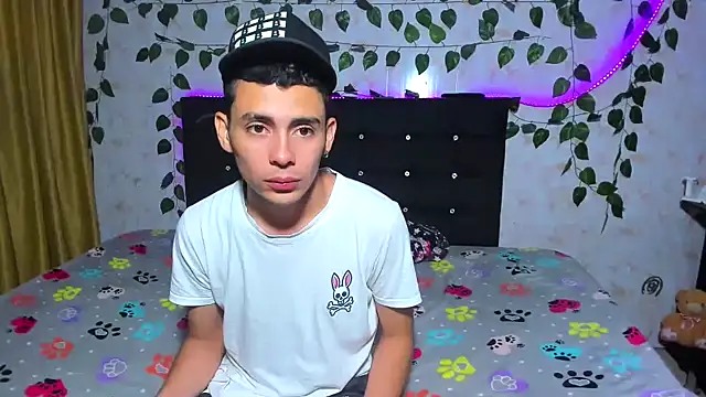 Alexander and Xiao online show from 12.06.24