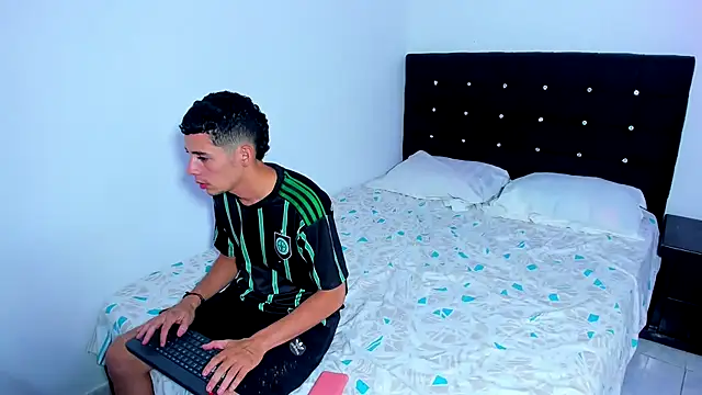 Alexander and Xiao online show from 01.31.25