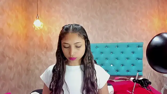 MadelineDoll online show from 03.08.26