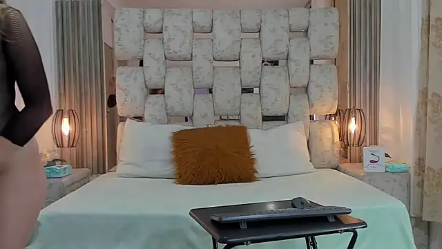 SaraANDjhony online show from 01.09.25