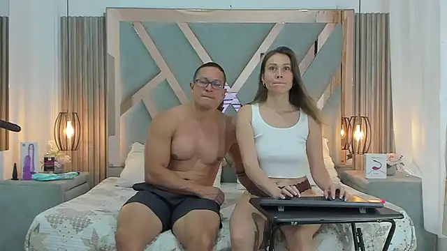 SaraANDjhony online show from 01.25.25