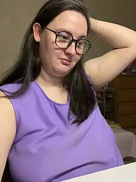 Snapshot of hungry1bunny chatting on 12.22.24 hungry1bunny online show from 12.22.24