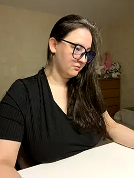 Snapshot of hungry1bunny chatting on 09.12.25 hungry1bunny online show from 09.12.25