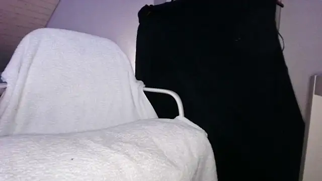 mr-k-quinn-x online show from 12.08.24