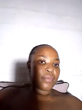 Yummy-Cat online show from 01.05.25