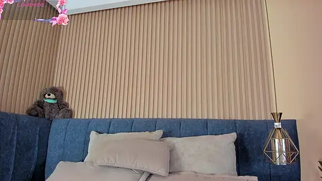 kathecute   online show from 02.04.26