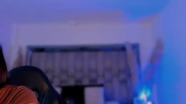 Snapshot of ChaynnaCooper chatting on 11.16.25 ChaynnaCooper online show from 11.16.25