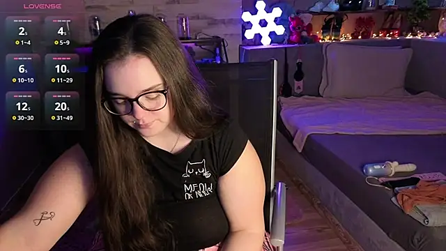 Snapshot of Kimberly-Caprice chatting on 02.05.26 Kimberly-Caprice online show from 02.05.26