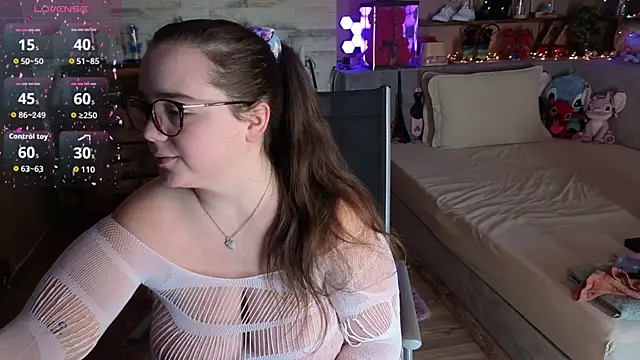 Snapshot of Kimberly-Caprice chatting on 03.01.26 Kimberly-Caprice online show from 03.01.26