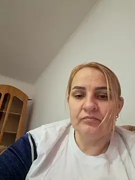 Snapshot of Malichkaanna30 chatting on 03.07.25 Malichkaanna30 online show from 03.07.25