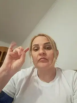 Snapshot of Malichkaanna30 chatting on 03.07.25 Malichkaanna30 online show from 03.07.25