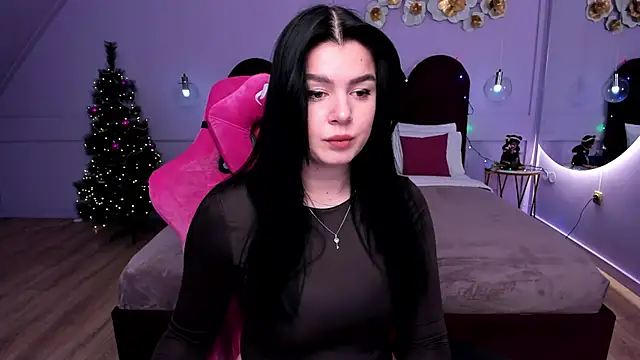 Snapshot of MelanieCarterr chatting on 12.30.24 MelanieCarterr online show from 12.30.24