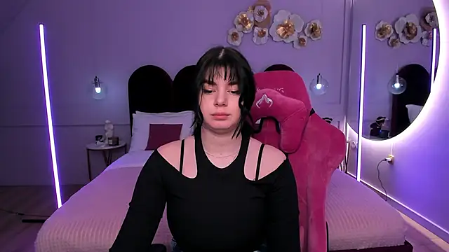 Snapshot of MelanieCarterr chatting on 02.26.25 MelanieCarterr online show from 02.26.25