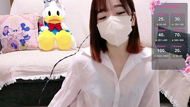 Snapshot of Rio_chan_ chatting on 10.19.25 Rio chan online show from 10.19.25