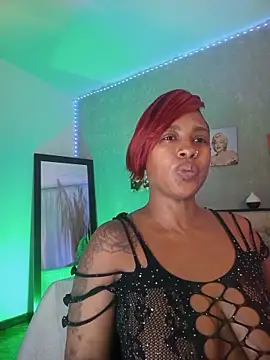 nahiarapalmer19 online show from 09.24.25