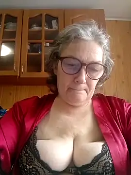 Snapshot of IrinaSweet54 chatting on 06.23.26 IrinaSweet54 online show from 06.23.26