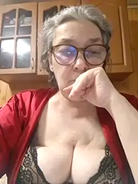 Snapshot of IrinaSweet54 chatting on 07.07.26 IrinaSweet54 online show from 07.07.26