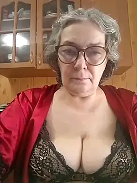 Snapshot of IrinaSweet54 chatting on 07.14.26 IrinaSweet54 online show from 07.14.26