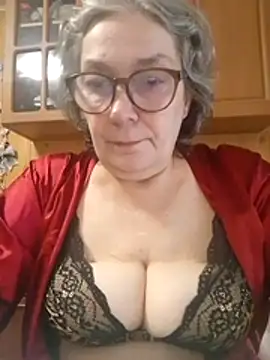 Snapshot of IrinaSweet54 chatting on 07.14.26 IrinaSweet54 online show from 07.14.26
