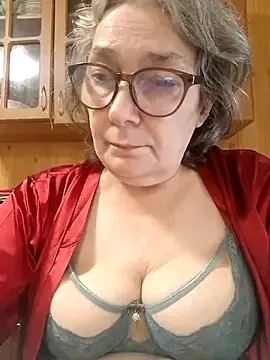 Snapshot of IrinaSweet54 chatting on 07.25.26 IrinaSweet54 online show from 07.25.26