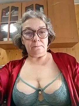 Snapshot of IrinaSweet54 chatting on 07.26.26 IrinaSweet54 online show from 07.26.26