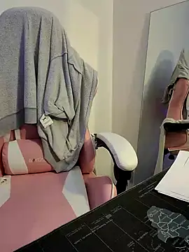 princess katey online show from 12.12.24