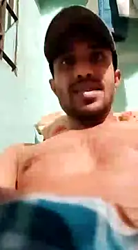 Snapshot of MDROBEL007 chatting on 12.19.24 MDROBEL007 online show from 12.19.24