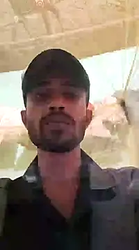 Snapshot of MDROBEL007 chatting on 12.25.24 MDROBEL007 online show from 12.25.24