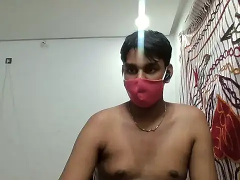 Snapshot of brownguy1234 chatting on 12.03.24 brownguy1234 online show from 12.03.24