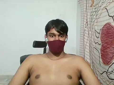 Snapshot of brownguy1234 chatting on 12.28.24 brownguy1234 online show from 12.28.24