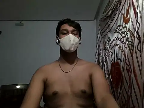 Snapshot of brownguy1234 chatting on 01.02.25 brownguy1234 online show from 01.02.25