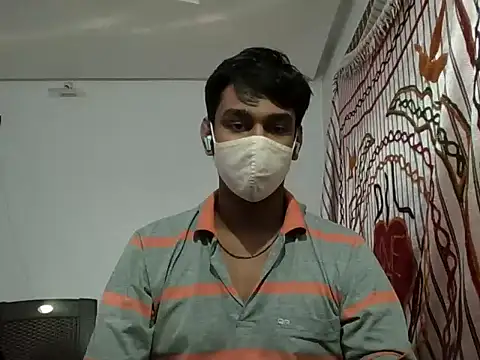 Snapshot of brownguy1234 chatting on 01.03.25 brownguy1234 online show from 01.03.25