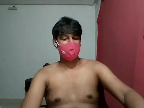 Snapshot of brownguy1234 chatting on 01.20.25 brownguy1234 online show from 01.20.25