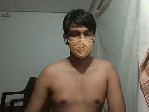 Snapshot of brownguy1234 chatting on 01.29.25 brownguy1234 online show from 01.29.25