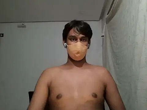 Snapshot of brownguy1234 chatting on 02.01.25 brownguy1234 online show from 02.01.25