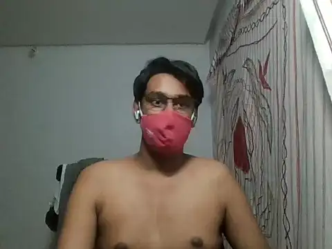 Snapshot of brownguy1234 chatting on 02.17.25 brownguy1234 online show from 02.17.25