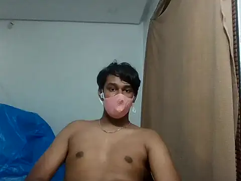 Snapshot of brownguy1234 chatting on 03.12.25 brownguy1234 online show from 03.12.25