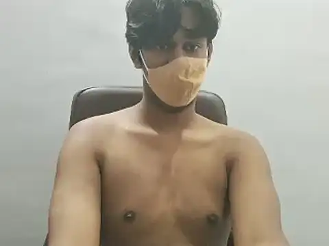 Snapshot of brownguy1234 chatting on 09.13.25 brownguy1234 online show from 09.13.25