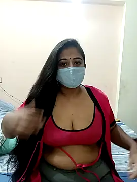 Snapshot of DIZZLING_DIVA chatting on 12.24.24 DIZZLING DIVA online show from 12.24.24