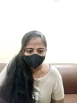 Snapshot of DIZZLING_DIVA chatting on 12.28.24 DIZZLING DIVA online show from 12.28.24