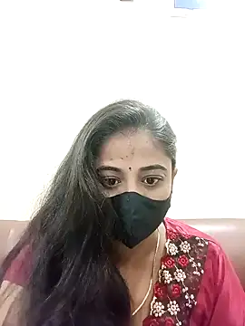 Snapshot of DIZZLING_DIVA chatting on 12.28.24 DIZZLING DIVA online show from 12.28.24