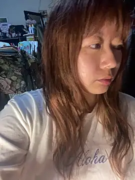 Snapshot of Nolstein chatting on 02.27.25 Nolstein online show from 02.27.25