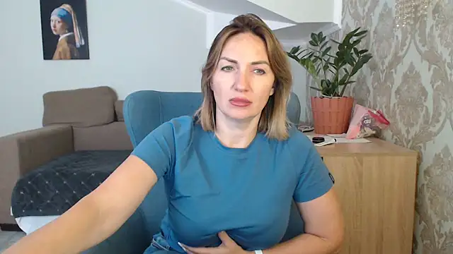 Mallinia online show from 10.11.25