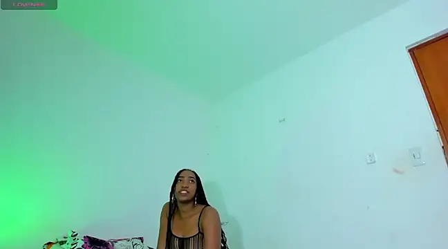 tisaya 8 online show from 03.14.25